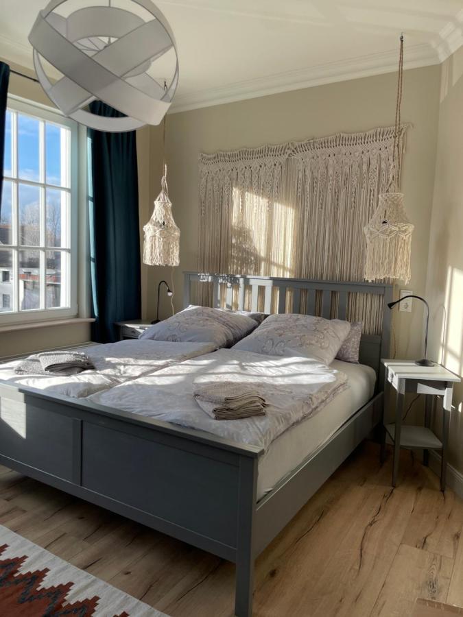 Luxus Lindenhof Apartments -Ferienwohnungen In Friesland An Der Nordsee Am Naturschutzgebiet Urwald Neuenburg  Dış mekan fotoğraf