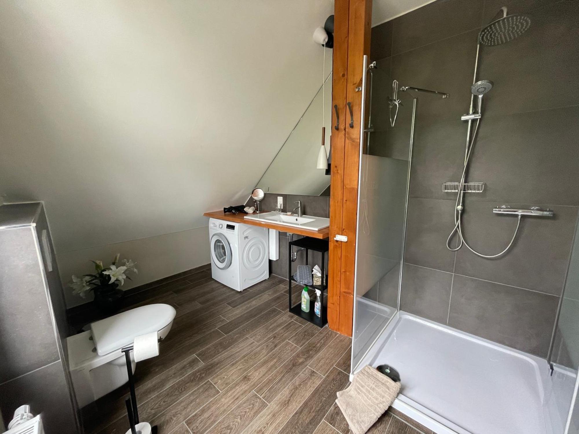 Luxus Lindenhof Apartments -Ferienwohnungen In Friesland An Der Nordsee Am Naturschutzgebiet Urwald Neuenburg  Dış mekan fotoğraf